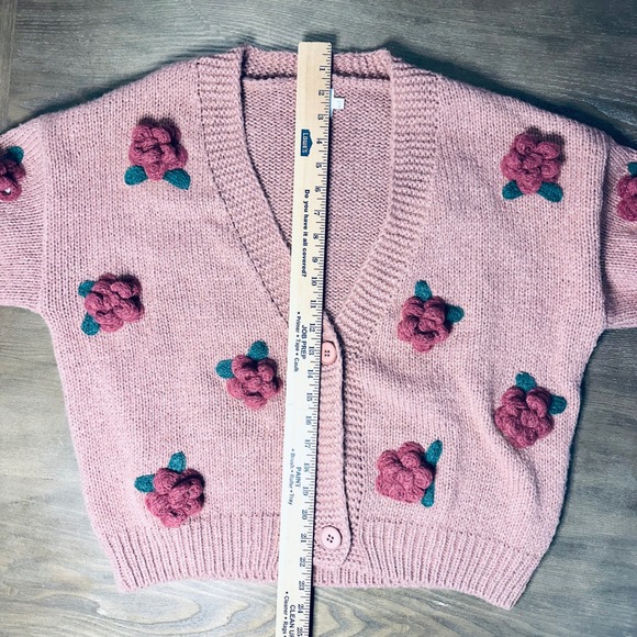 Luna Ivy Pink Rose 3-D Knit Button Front Cardigan Sweater Medium Cottagecore - Picture 4 of 8